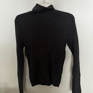 Dark grey turtle sweater